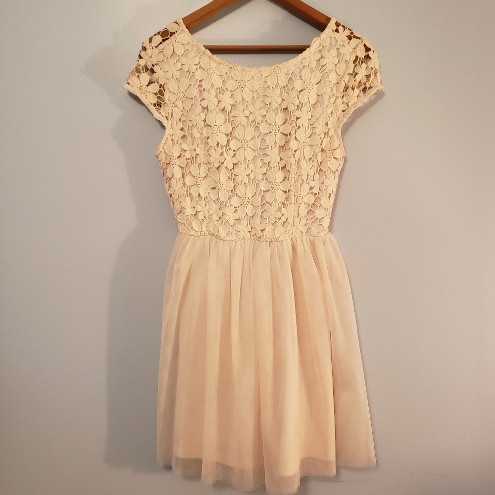 F21 Cream Floral Lace A-line Dress